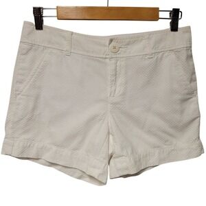 Lilly Pulitzer White Textured Short Women Euro Summer Vacation Clean Girl Size 2